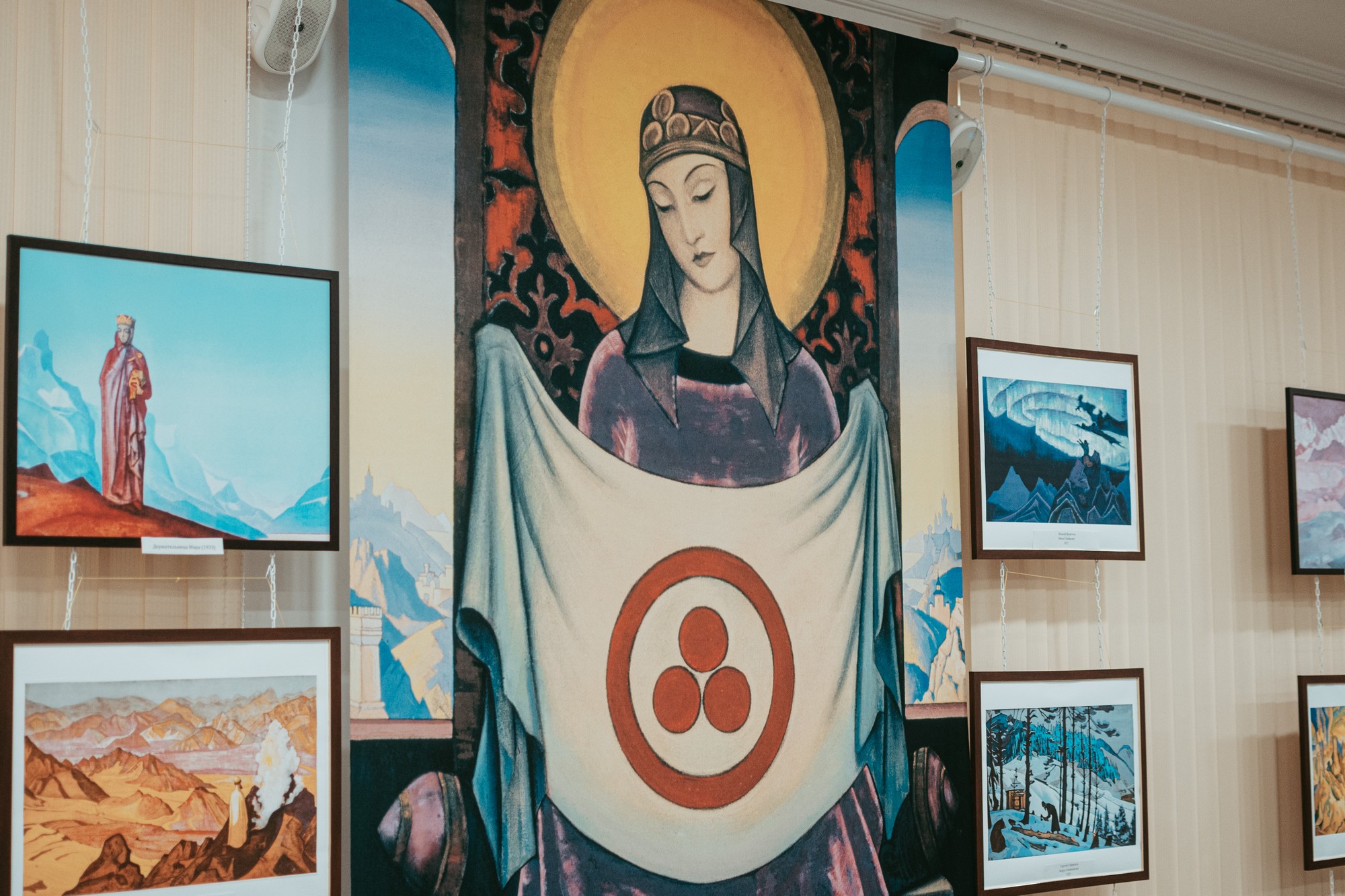 Выставка «Мир через культуру» открыта в РЦНК в Кишиневе